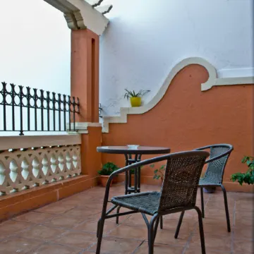 Hostal San Vicente II Отели рядом с достопримечательностью «Аквапарк "Акуополис"»