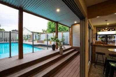 Heathcote Inn Hotels in 