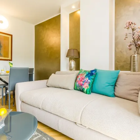 Villa Dolores Apartments
