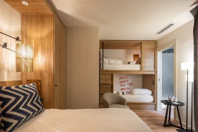 Toc Hostel Granada Hotels near Royal Chapel of Granada