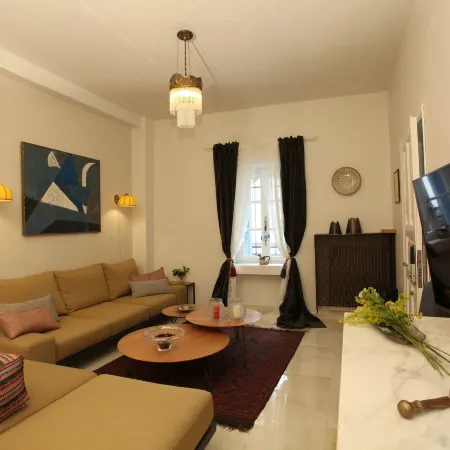 Athenian Niche in Plaka Villa by Athenian Homes