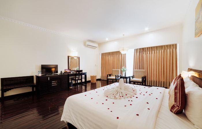 Khách sạn White Palace Thái Bình 