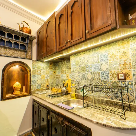 Dar Nokhba Inn