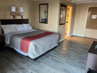 Hotel Weston Rfd Hotel dekat Rockford Plaza Shopping Center