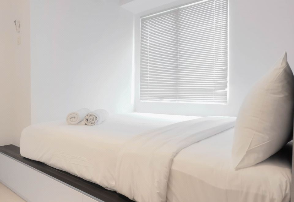 Stylish and Modern 2Br Bassura City Apartment Images