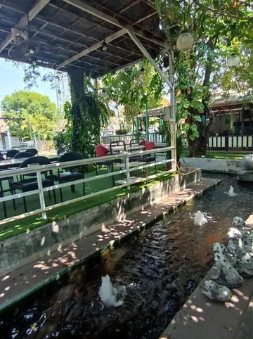 รูปภาพของภักพล คาเฟ่ แอนด์ เบด