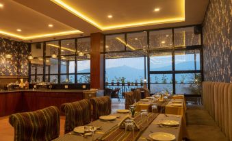 Hotel Shinkham Grand