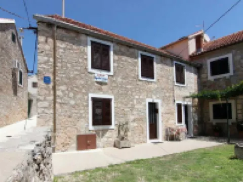 Apartments Nadia Hotels in Bol