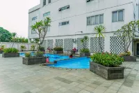 Fully Furnished and Comfy Studio Apartment Margonda Residence 3 Hotel dekat Setu Lebakwangi , Desa Wisata Pamegarsari