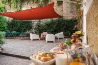 Borgo Vergini Garden B&B Hotel a Stella (Rione Sanità)