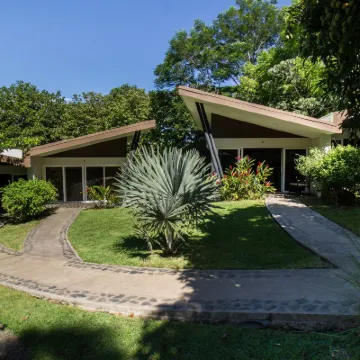 Guácima Escondida Hotel Boutique Hotels near Zoo Ave