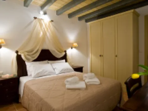 Apelon Tiritas Villas Hotels in Tiros