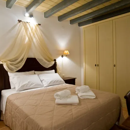 Apelon Tiritas Villas