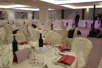 โรงแรมเพรสซิเดนท์ - พร้อมอาหารเช้า