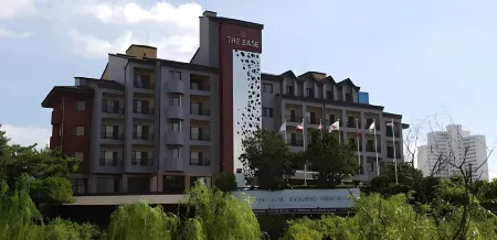 Hotel the Base Отели в г. Чхунджу