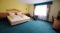 Hotel-Restaurant Moosmühle Hotels in Neuendettelsau