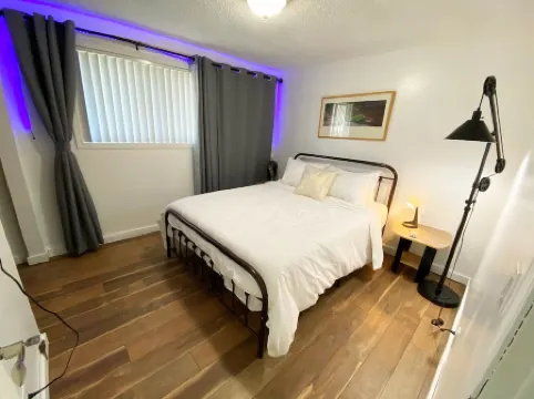 Updated Gonzaga duplex near downtown Spokane