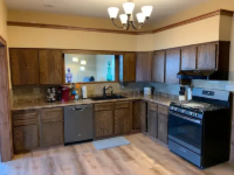 Charming House with Amazing Views! Next to Marina and Tiki Bar Hotels in Allamakee County