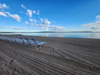 Stunning Bay Views and Outdoor Pool - Gorgeous Beachfront Haven Hotels in Whitewater