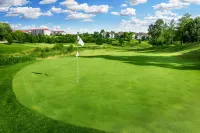 Thousand Hills Golf Resort - Tiny houses