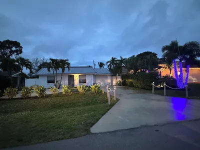 Beach house with private pool Hotels near Sunburst Center