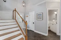 Relaxation and Convenient Wifi - Charming Getaway