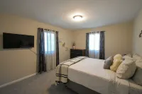 Busy Bee Ranch near Walnut Creek Amphitheatre - Pet Friendly