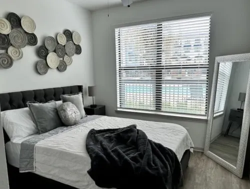 Frisco's mini Resort Stay