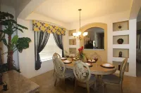 Beautiful 7 Bedroom Villa - 4 King Suites, 5.5 Bath, Sleeps 16!