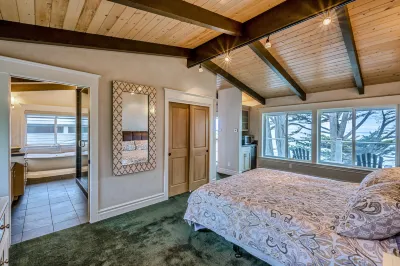 Oceanfront Dream Hideaway and Retreat