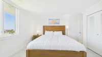 Luxurious Views and Heated Pool - Stunning Coastal Retreat