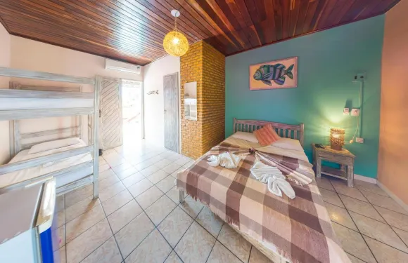 佩德拉水之旅館