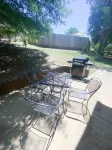 Cozy Escape with Outdoor Patio and Shuffleboard - Charming Retreat Hotels in Pineville