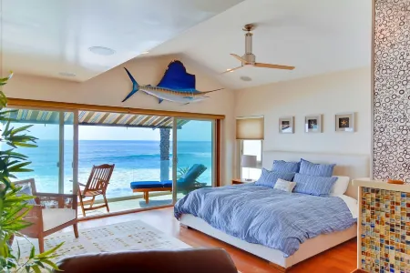 Ocean View Balconies and BBQ Patio Dining - Stunning Luxury Escape