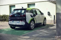 B&B HOTEL Warszawa-Okęcie - parking