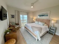 Best Views on the Island! Oceanfront, Sunsets, Boat Dock, Elevator, Pool, Fish!
