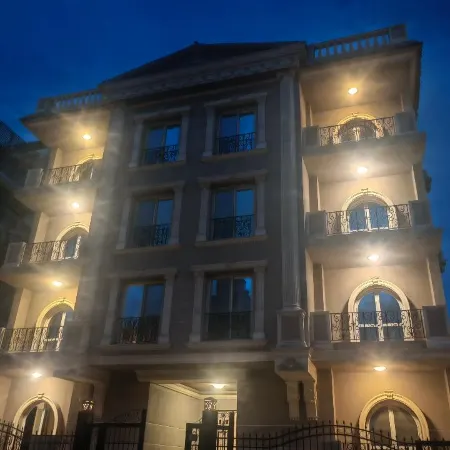 Roadhouse New Cairo Residence