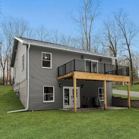 Newly built modern gem w/ Sanford Lake access close to Traverse City & Dunes
