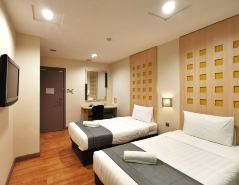 Hotel 98