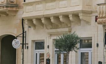 The White Knight Premium Boutique Hotel