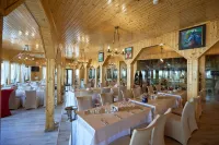 Lebada Luxury Resort & Spa Hotel a Crisan