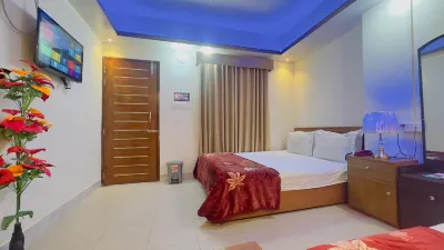 Hotel Blue Sky Mirpur Hotels near Fulbaria Bus Station Jame Masjid