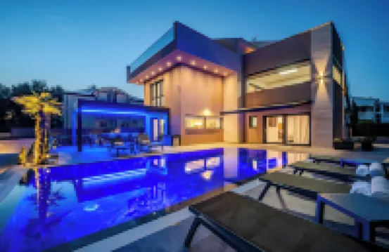 Apartments Villa Royal