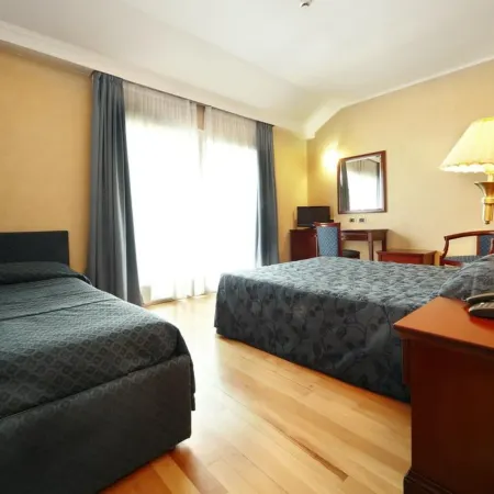 Hotel Terminal Отели рядом с достопримечательностью «Станция метро Marche»