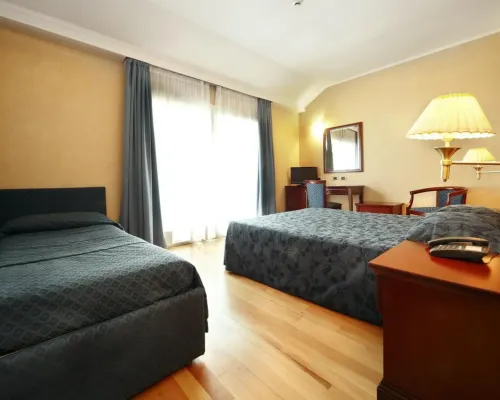 Hotel Terminal Hoteles cerca de Estación de metro Pasteur