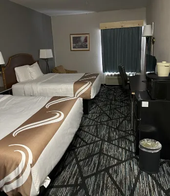 Hometown Inn Indian River - Pet Friendly