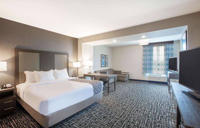 La Quinta Inn & Suites by Wyndham San Marcos Outlet Mall