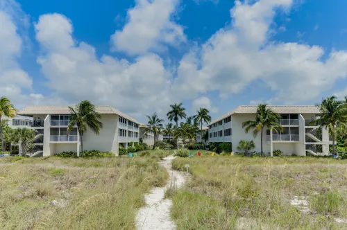 Sanibel Siesta on the Beach Hotels in Sanibel