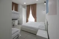 La Chambre Các khách sạn gần Chiesa e Scavi di San Lorenzo Maggiore