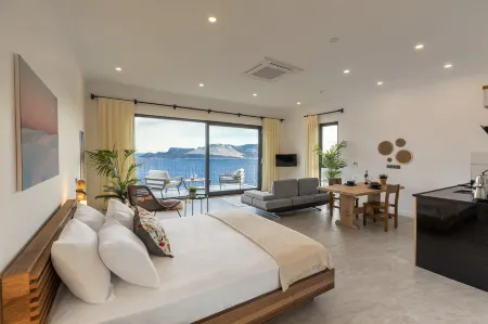 Born in Blue Отели в г. Каш